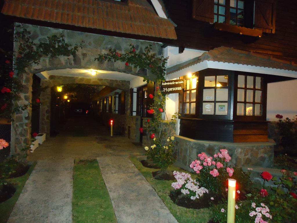 Apart Rose Garden San Martin de los Andes Luaran gambar